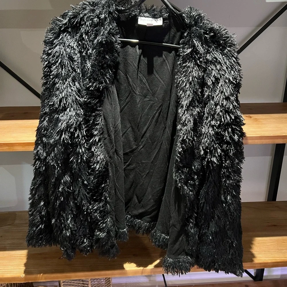 Fuzzy coat - Picture 2 of 6
